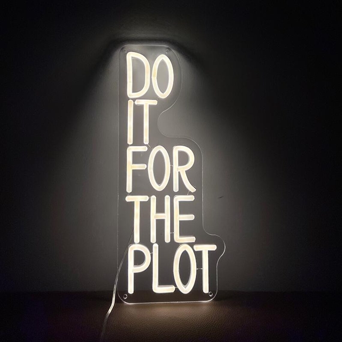 Neon z napisem: Do It For The  – Outdoor Lighting Quotes recenzja i cena